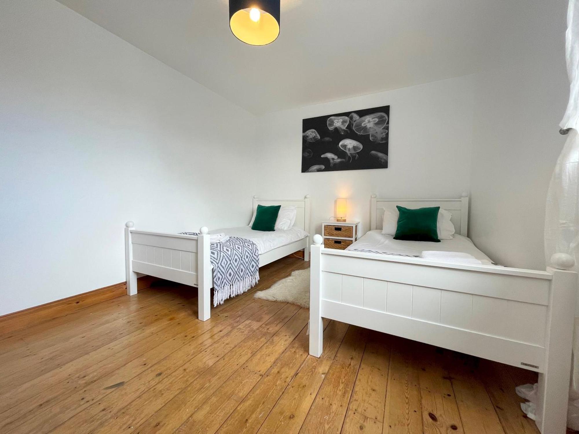 Spacious Home Sleeps 6 Short Walk To Port Isaac Village & Stunning Views Extérieur photo